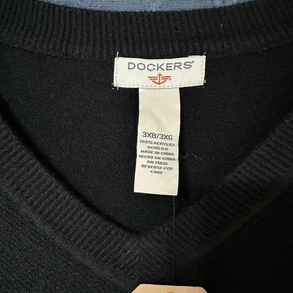 NWT Dockers V-Neck Black Mens Pull Over 3xb Sweater Long Sleeves Lightweight - Picture 2 of 15